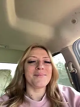 lezbean24 online show from 6, 3, 2026