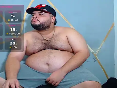 Snapshot of damian_chubby chatting on 10, 9, 2025 damian chubby online show from 10, 9, 2025