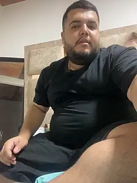 Snapshot of damian_chubby chatting on 11, 9, 2025 damian chubby online show from 11, 9, 2025