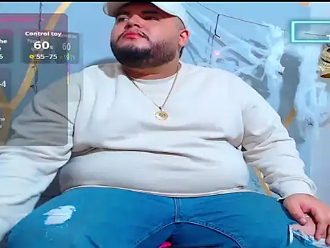 Snapshot of damian_chubby chatting on 20, 10, 2025 damian chubby online show from 20, 10, 2025