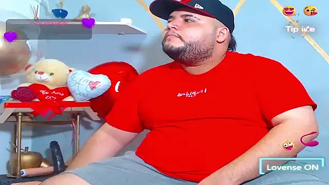 Snapshot of damian_chubby chatting on 23, 9, 2025 damian chubby online show from 23, 9, 2025