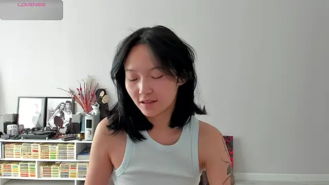 Snapshot of ailey_chao chatting on 13, 7, 2026 ailey chao online show from 13, 7, 2026