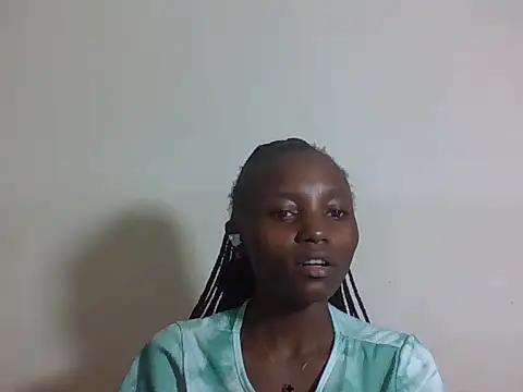 SexyNeedle22 online show from 25, 11, 2025