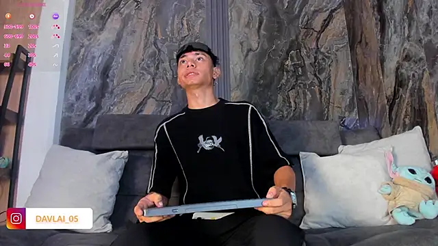 Daviid laidd online show from 9, 4, 2026