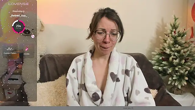 Snapshot of MelodyBlosom chatting on 22, 12, 2024 MelodyBlosom online show from 22, 12, 2024