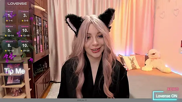 Snapshot of MelodyBlosom chatting on 4, 3, 2025 MelodyBlosom online show from 4, 3, 2025