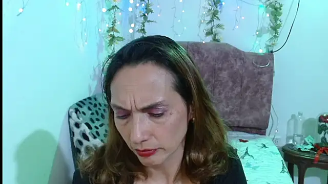 italagomez  online show from 6, 2, 2026