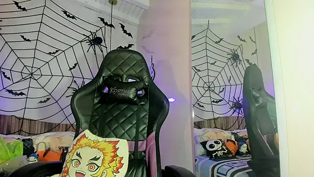 IamNayuta online show from 25, 10, 2025