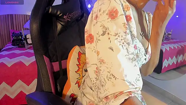 IamNayuta online show from 5, 12, 2025