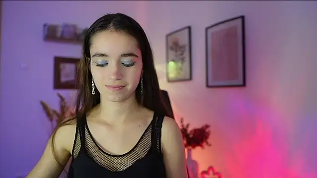 Gia Paige18 online show from 31, 10, 2025