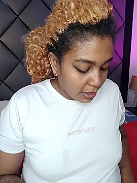 Snapshot of ELLA_KELLY chatting on 15, 5, 2026 ELLA KELLY online show from 15, 5, 2026