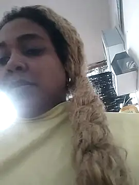 Snapshot of ELLA_KELLY chatting on 26, 11, 2025 ELLA KELLY online show from 26, 11, 2025