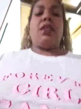 ELLA KELLY online show from 25, 2, 2026