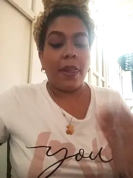 ELLA KELLY online show from 10, 2, 2026