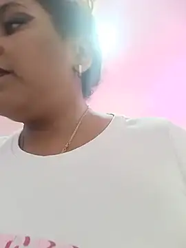 ELLA KELLY online show from 9, 7, 2026