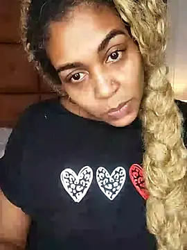 Snapshot of ELLA_KELLY chatting on 2, 12, 2025 ELLA KELLY online show from 2, 12, 2025