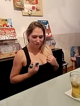 Chatonne69 online show from 14, 12, 2024