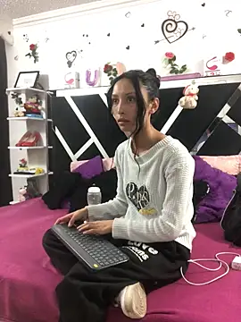 1lovelygirls online show from 19, 9, 2025