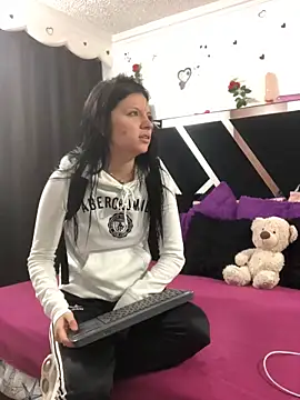 1lovelygirls online show from 27, 9, 2025