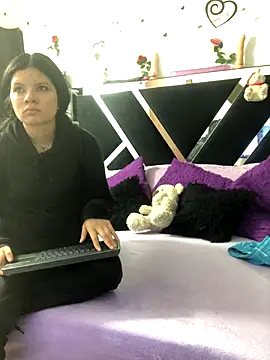 1lovelygirls online show from 3, 10, 2025
