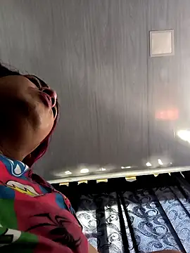 hot cherry online show from 7, 3, 2026