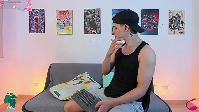 jonathanjoestar  online show from 22, 11, 2025