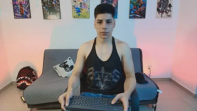 jonathanjoestar  online show from 13, 4, 2026