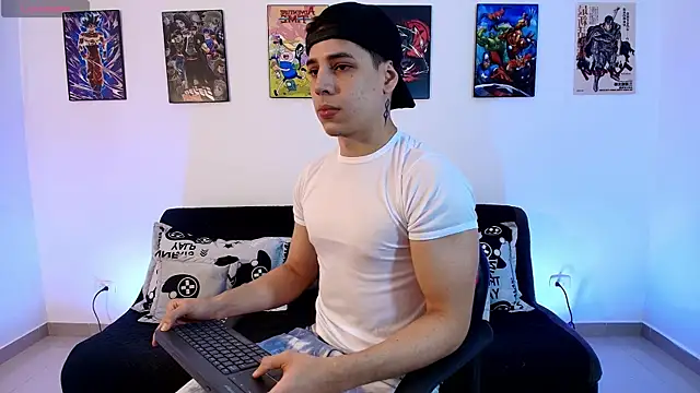 jonathanjoestar  online show from 25, 4, 2026