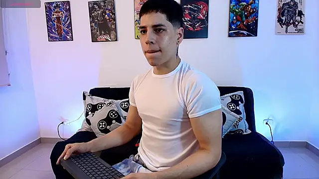 jonathanjoestar  online show from 25, 4, 2026