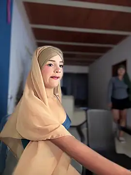 lalilamassu1 online show from 24, 11, 2025