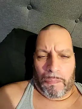 Just2much online show from 26, 10, 2025