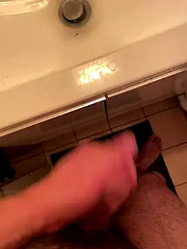 Snapshot of dimitriei chatting on 1, 11, 2025 dimitriei online show from 1, 11, 2025