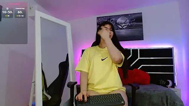 -MiaDelight- online show from 26, 11, 2025