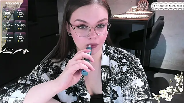 EvaBae online show from 24, 1, 2025