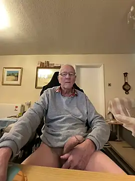 Snapshot of cutaboverest chatting on 9, 1, 2026 cutaboverest online show from 9, 1, 2026