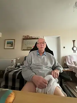 Snapshot of cutaboverest chatting on 19, 2, 2026 cutaboverest online show from 19, 2, 2026