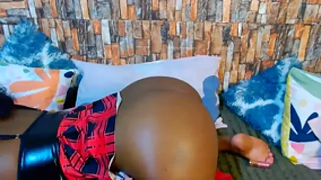 Foxy African online show from 14, 12, 2025