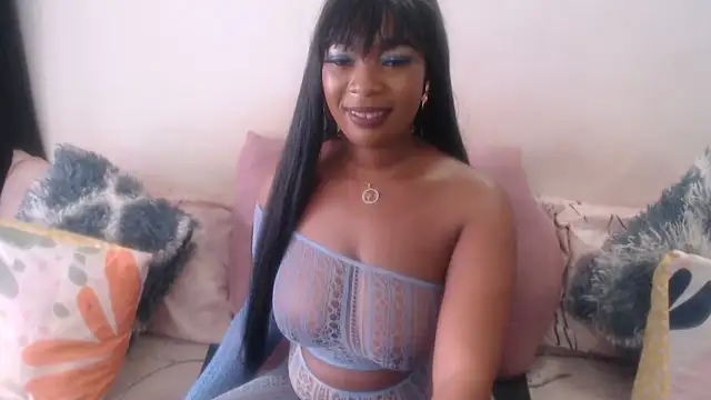 Snapshot of Foxy_African chatting on 25, 5, 2026 Foxy African online show from 25, 5, 2026