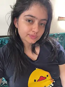 Stephania 18 online show from 16, 2, 2025