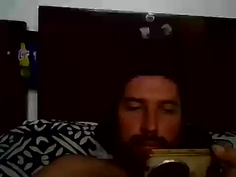 Snapshot of LukaE35 chatting on 13, 7, 2026 LukaE35 online show from 13, 7, 2026