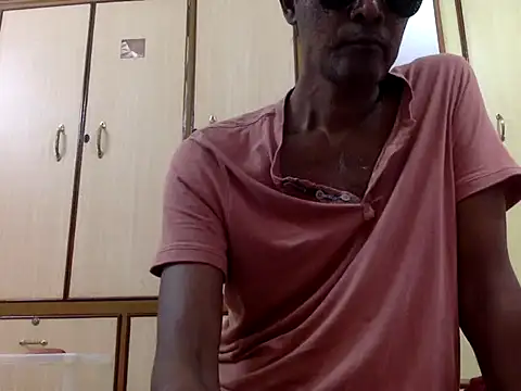 Snapshot of Lookin4Kinky_Partner chatting on 18, 11, 2025 Lookin4Kinky Partner online show from 18, 11, 2025