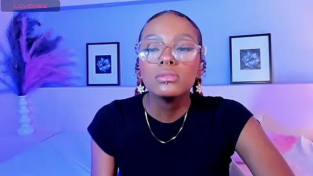 LiannaDixon online show from 20, 3, 2025