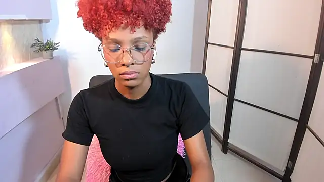 LiannaDixon online show from 24, 1, 2025