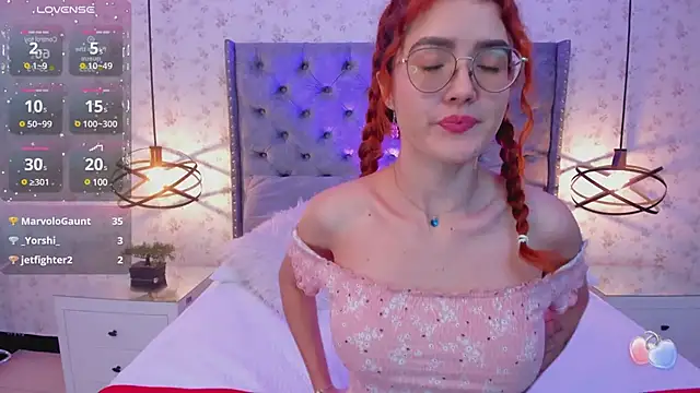 Snapshot of MiaWinx chatting on 28, 1, 2025 MiaWinx online show from 28, 1, 2025