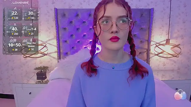 Snapshot of MiaWinx chatting on 11, 2, 2025 MiaWinx online show from 11, 2, 2025