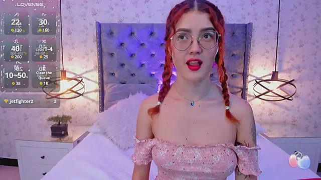 Snapshot of MiaWinx chatting on 28, 1, 2025 MiaWinx online show from 28, 1, 2025