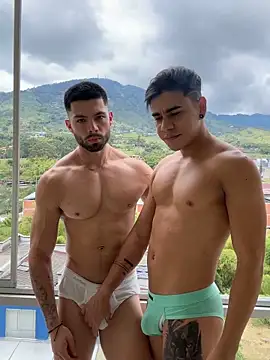 Snapshot of Mackenzzie_777_ chatting on 19, 10, 2025 Mackenzzie 777 online show from 19, 10, 2025