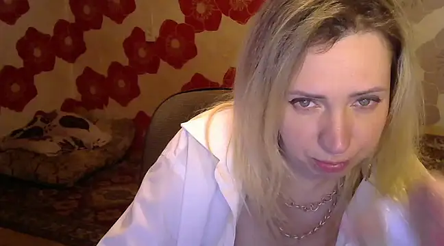 Queen Daenerys online show from 2, 12, 2024