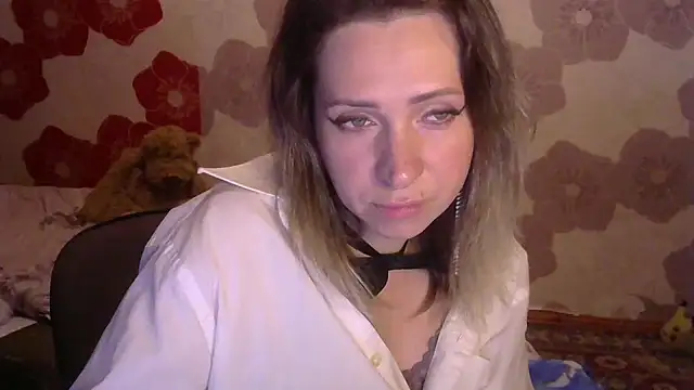 Queen Daenerys online show from 26, 9, 2025