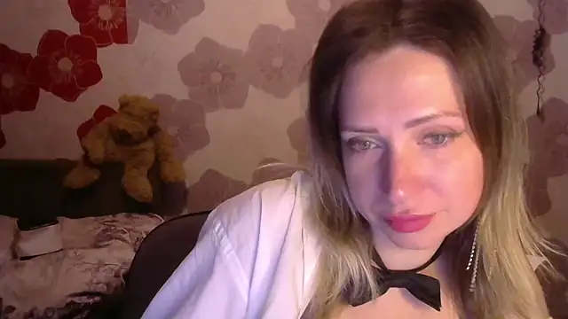 Queen Daenerys online show from 14, 9, 2025